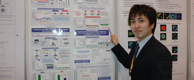 �y�ʐ^�zAFI/TFI-2007�@�|�X�^�[�Z�b�V����