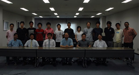 �y�ʐ^�zJulien Fontaine�搶�Ƒ����������̃����o�[